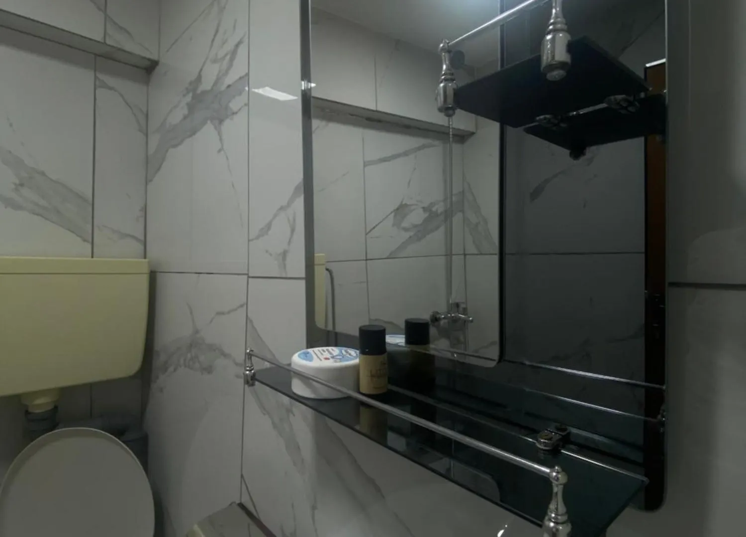 At-Salaj3 Villa Vlorë Semesterbostad