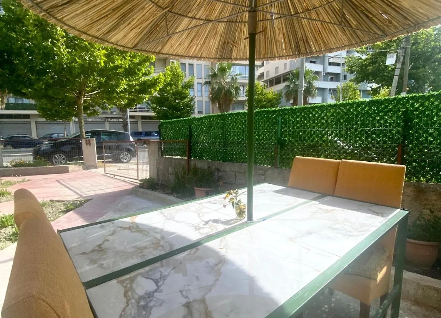 At-Salaj3 Villa Vlorë 0*,  Albanien